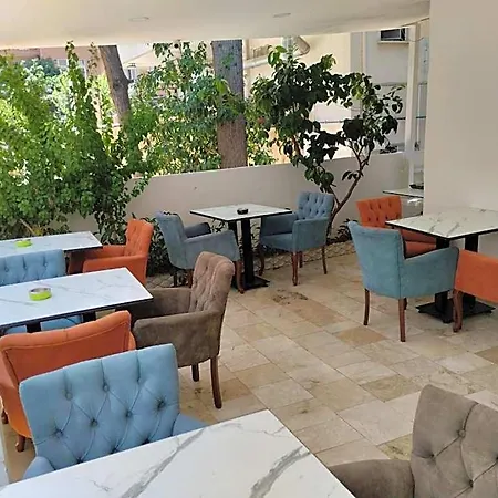 Vandrerhjem Atlas Antalya