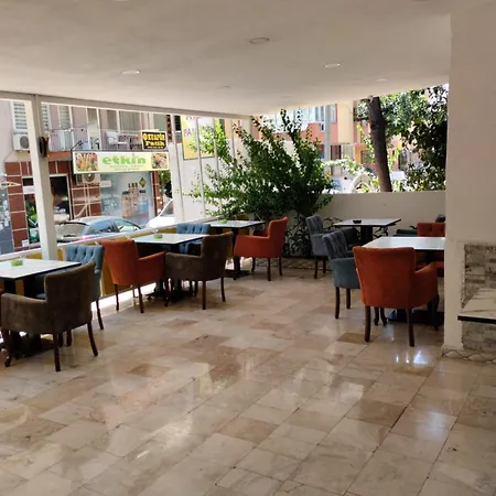 Atlas Hostel *